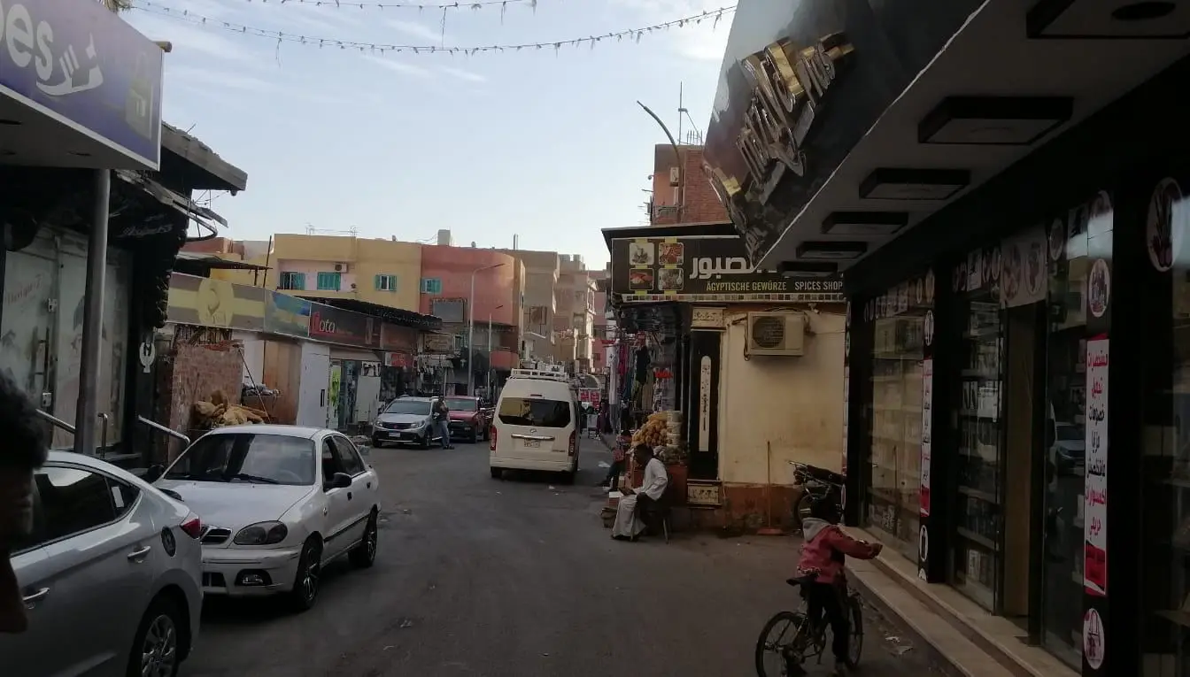 A street scene in Hurghada's old town. Illustrative file photo; not taken during the campaign described.