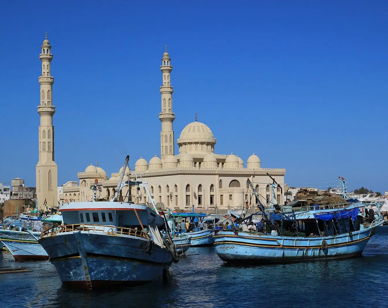 The mosque beside Hurghada's port, a landmark in the city. The photo is a general view of Hurghada and does not show the complaints session.