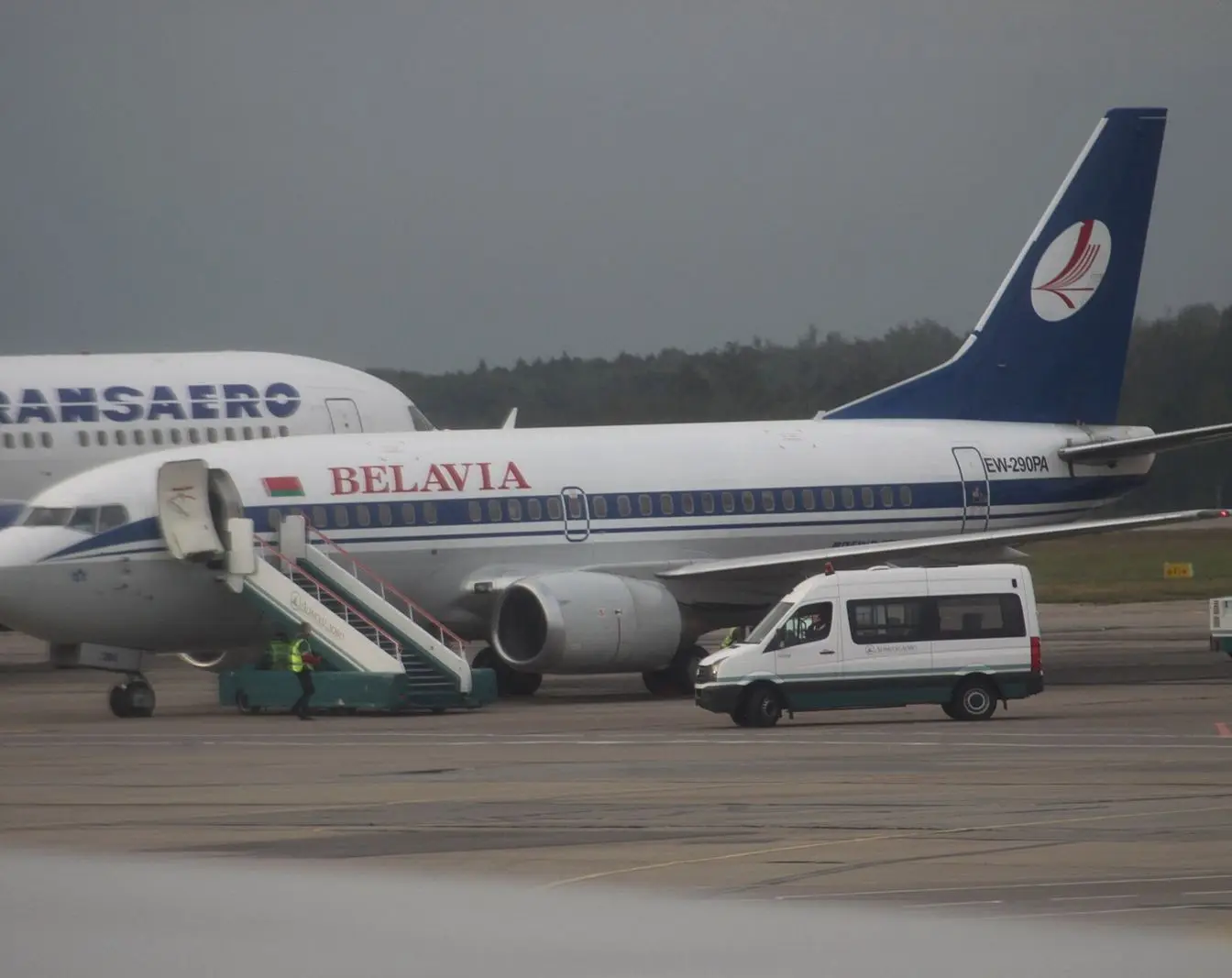 A Belavia Boeing 737